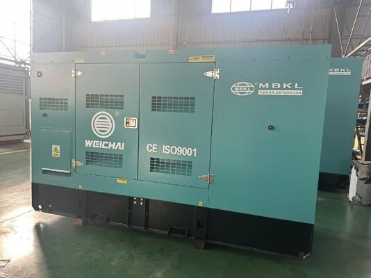 เครื่องผลิตไฟฟ้าไดเซล Weichai ที่มีเดซิเบลต่ํา 140KVA / 112KW สร้างขึ้นด้วยวัสดุกันเสียงที่มีคุณภาพสูง เพื่อการทํางานเงียบตลอด 24 ชั่วโมง