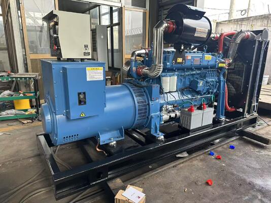 เครื่องผลิตไฟฟ้าดีเซลชนิดเปิด/เงียบขายดีที่สุด 200KW (250KVA) ราคาดีลเลอร์ที่ไม่แพ้จาก MBKL Power