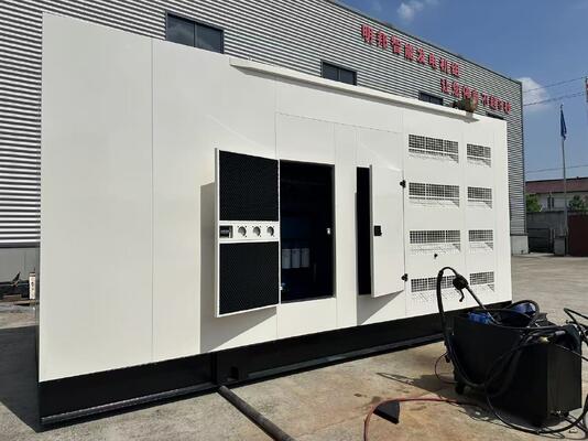 เครื่องกําเนิดดีเซลเงียบ 1250kVA ประหยัดเชื้อเพลิง สําหรับการก่อสร้างและการใช้ในอุตสาหกรรม