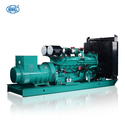 เครื่องกําเนิดไฟฟ้าดีเซล 800KW 1000KVA พร้อมเครื่องยนต์ Cummins